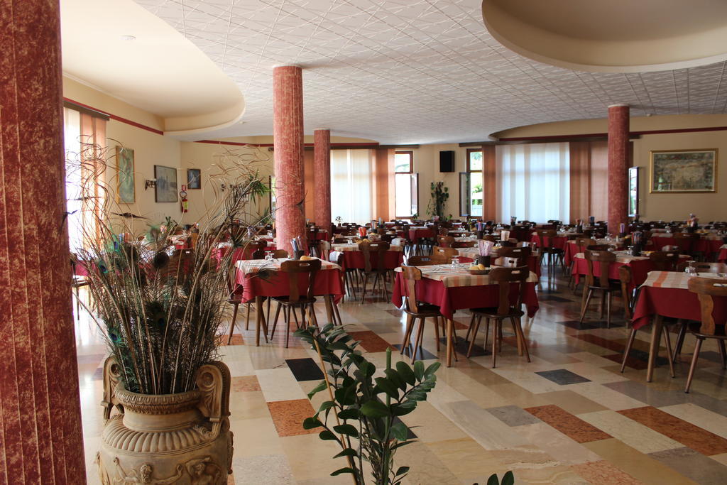 Albergo Napoleone SantʼAmbrogio di Valpolicella エクステリア 写真