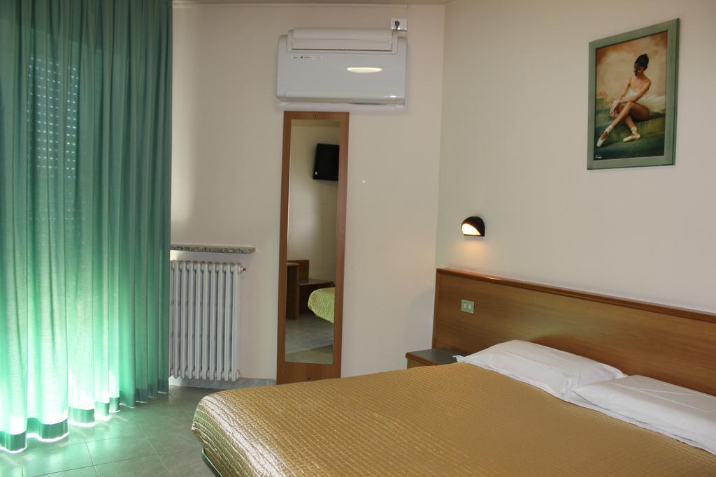 Albergo Napoleone SantʼAmbrogio di Valpolicella エクステリア 写真