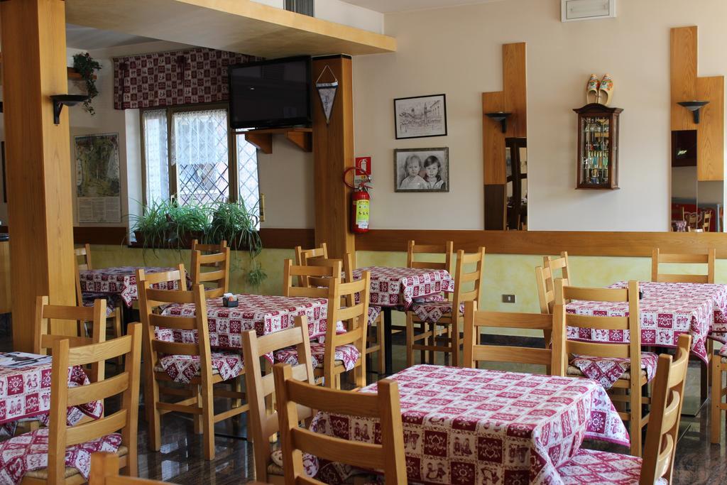 Albergo Napoleone SantʼAmbrogio di Valpolicella エクステリア 写真